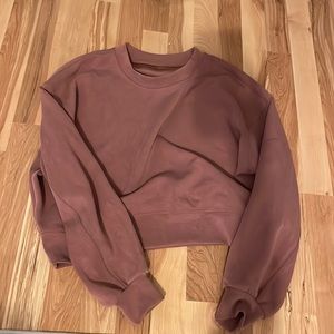 Lululemon Perfectly Oversized Cropped Crew 
Softstreme